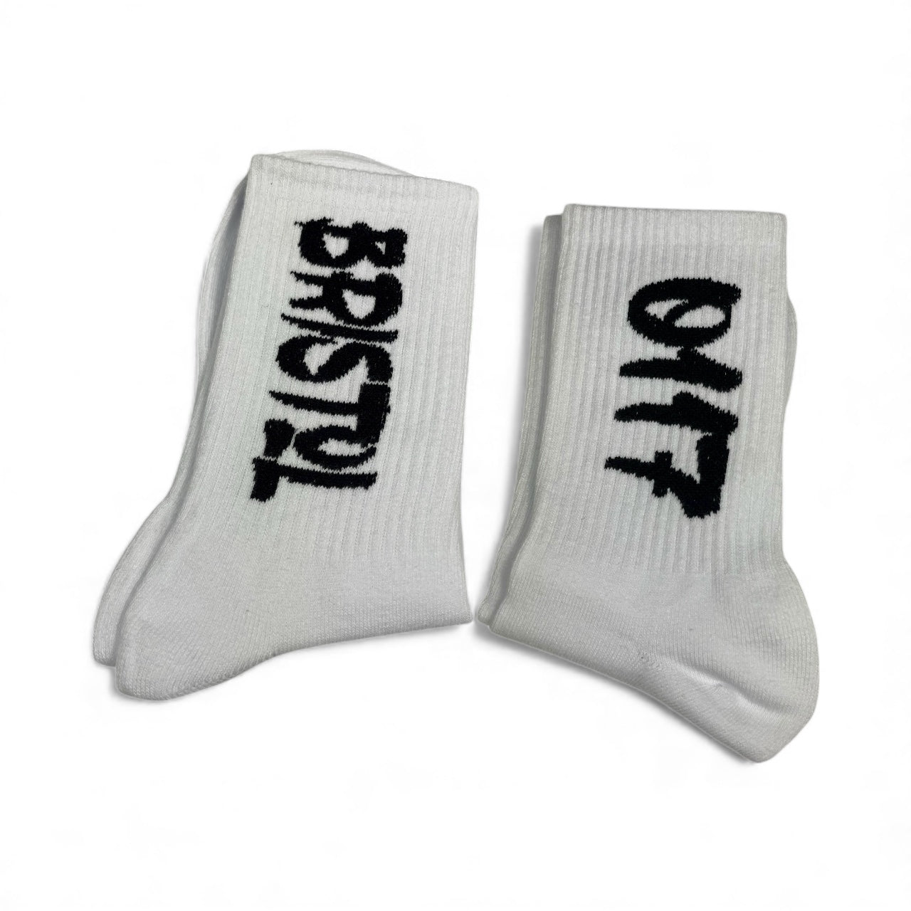 0117 Bristol Signature Socks – White and black